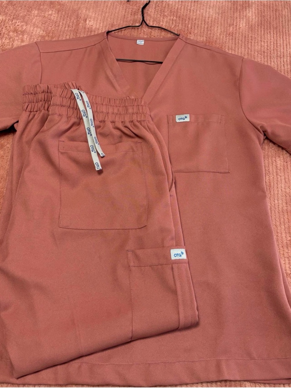 Others Follow Women's Rust “OTG”Scrub Set On The Go
